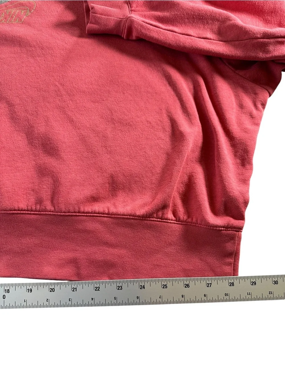 Nike Plus Women's Coral-Red Cropped Crewneck Sweatshirt with Glitter Logo 3X